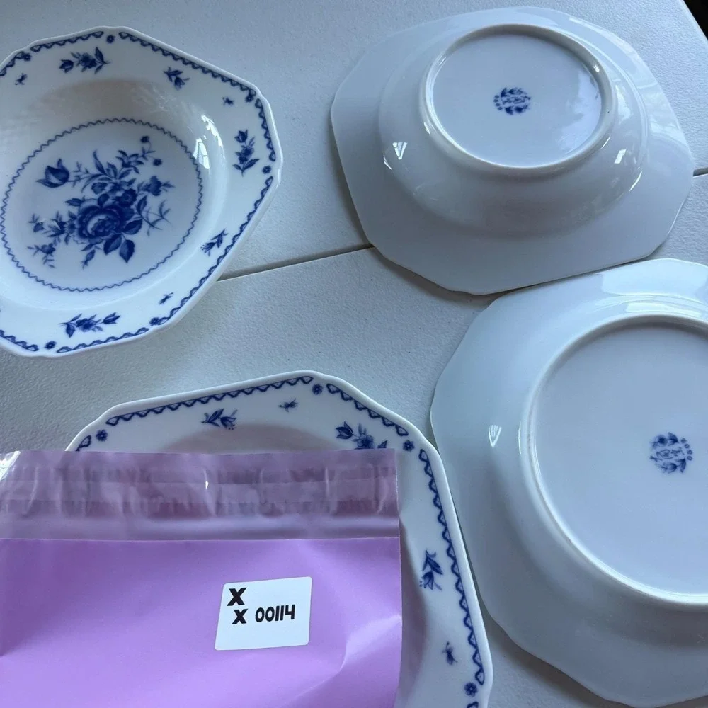 Set of 4 Square Royal Tatung 8